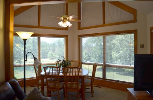 Property photo 5 - 21 Acre Modern Country Estate